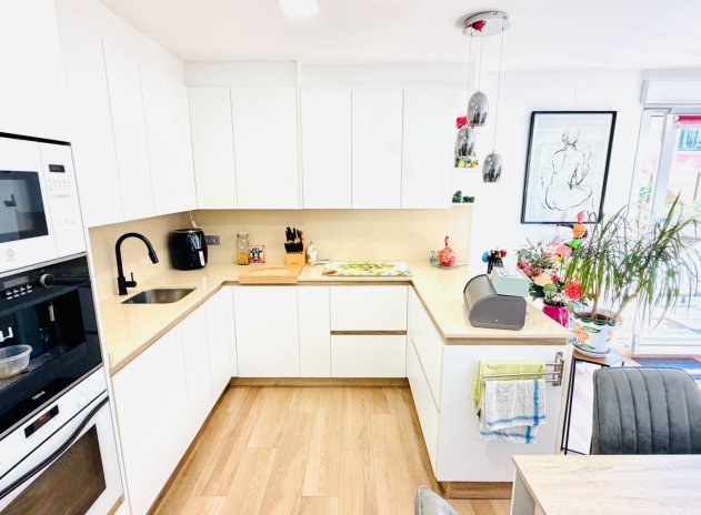 Herverkoop - Villa - Los Montesinos - La Herrada