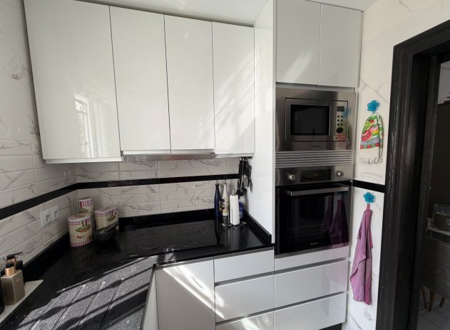 Resale - Apartment / Flat * - Orihuela * - Entre Naranjos *