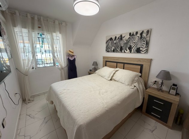 Resale - Apartment / Flat * - Orihuela * - Entre Naranjos *