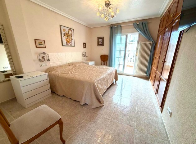 Herverkoop - Villa - Orihuela Costa - Villamartín