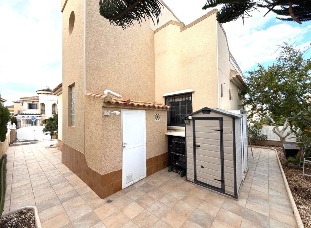 Herverkoop - Villa - Orihuela Costa - Villamartín