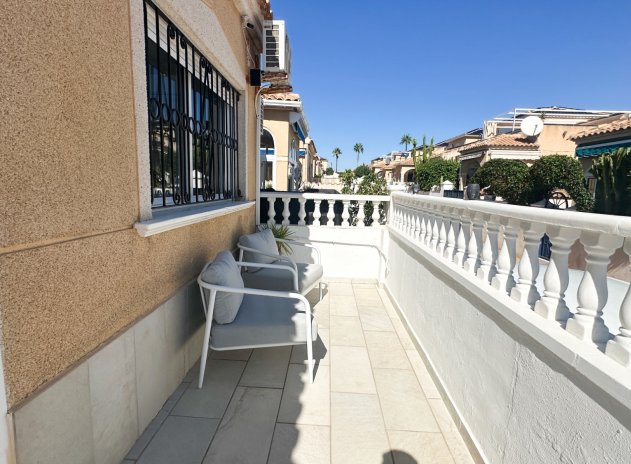 Reventa - Casa adosada - Los Altos