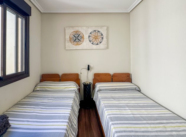 Resale - Apartment / Flat * - Orihuela Costa * - Los Altos *