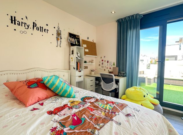 Herverkoop - Villa - Torrevieja - Aguas Nuevas
