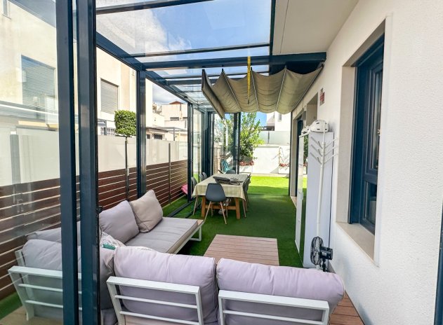 Herverkoop - Villa - Torrevieja - Aguas Nuevas