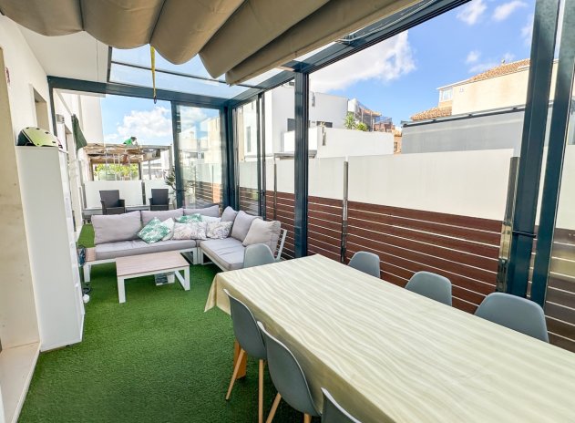 Herverkoop - Villa - Torrevieja - Aguas Nuevas