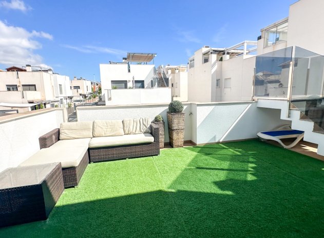 Herverkoop - Villa - Torrevieja - Aguas Nuevas