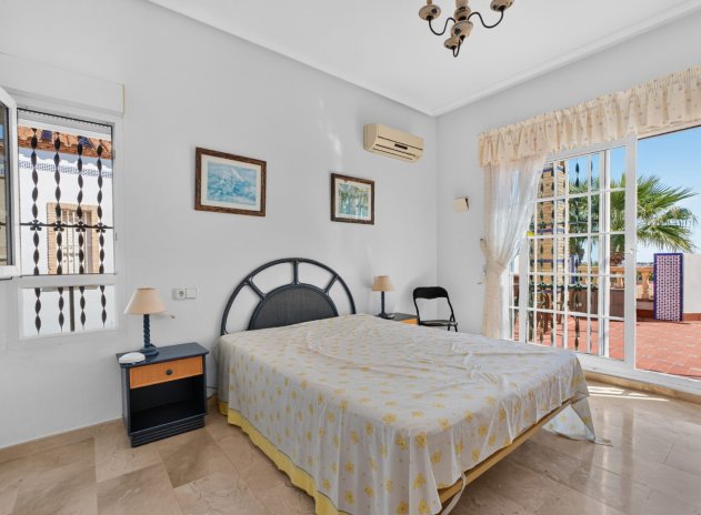 Herverkoop - Villa - Orihuela Costa - Villamartín