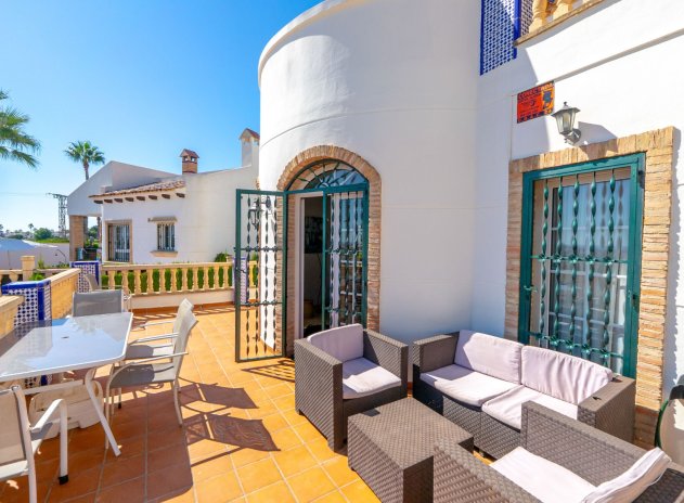 Herverkoop - Villa - Orihuela Costa - Villamartín