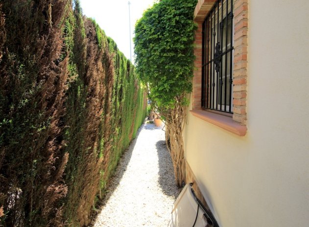 Reventa - Villa - El Raso