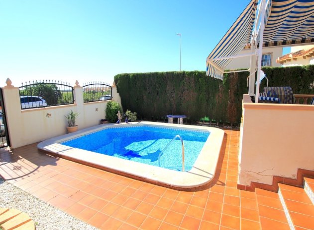 Reventa - Villa - El Raso