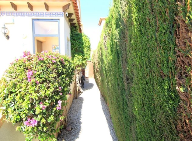 Reventa - Villa - El Raso