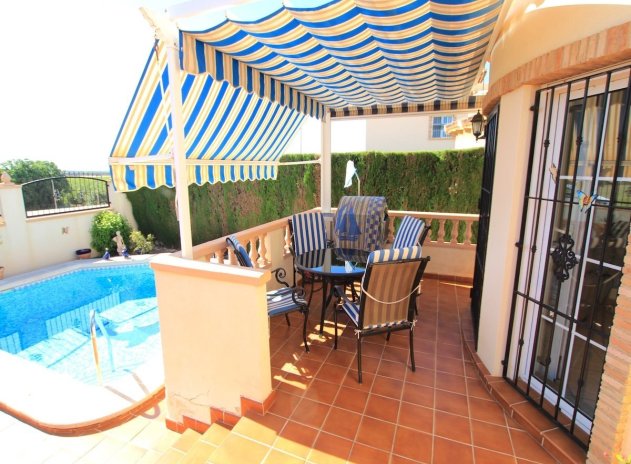 Reventa - Villa - El Raso