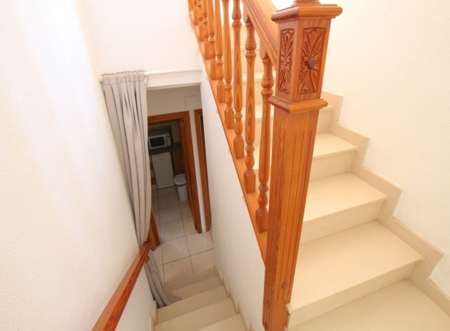 Reventa - Villa - El Raso