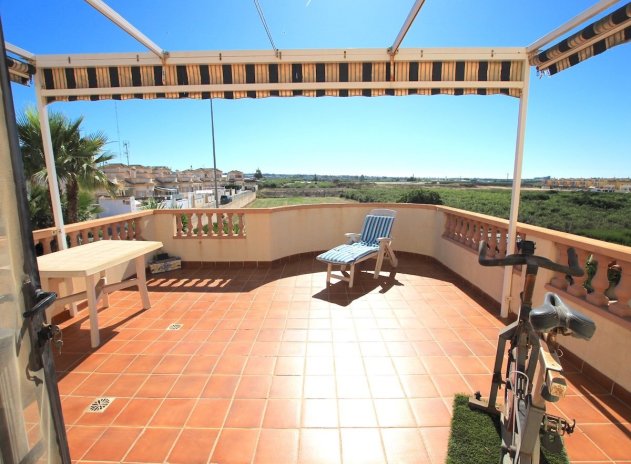 Reventa - Villa - El Raso