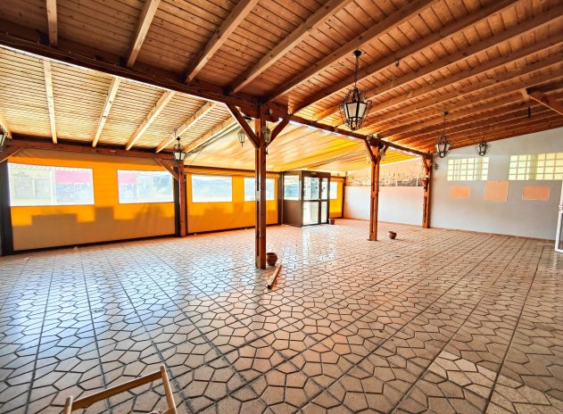 Herverkoop - Commercieel - Torrevieja - La Siesta - El Salado - Torreta