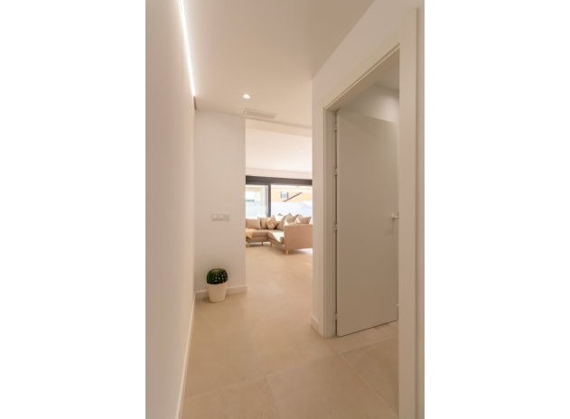 Herverkoop - Villa - Torrevieja - La Siesta - El Salado - Torreta