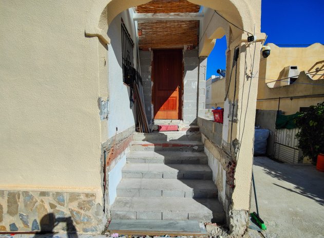 Herverkoop - Rijwoning - San Miguel de Salinas