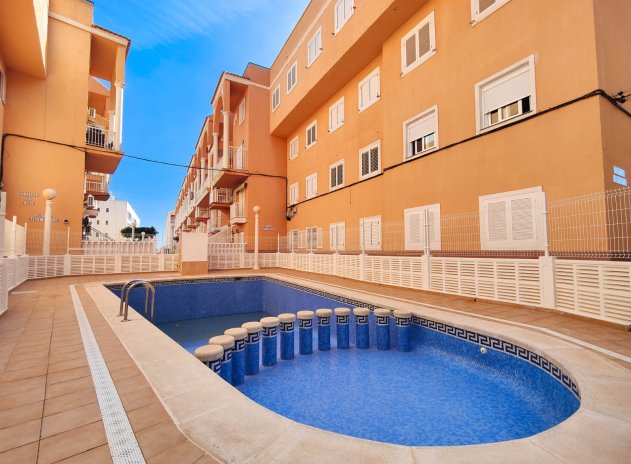 Herverkoop - Appartement - Torrevieja - La Mata