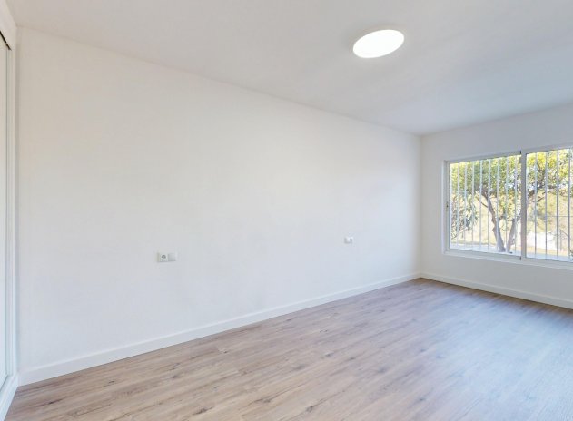 Herverkoop - Ground Floor Bungalow - Orihuela Costa - Villamartín - Las Filipinas
