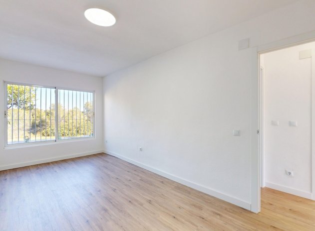 Herverkoop - Ground Floor Bungalow - Orihuela Costa - Villamartín - Las Filipinas
