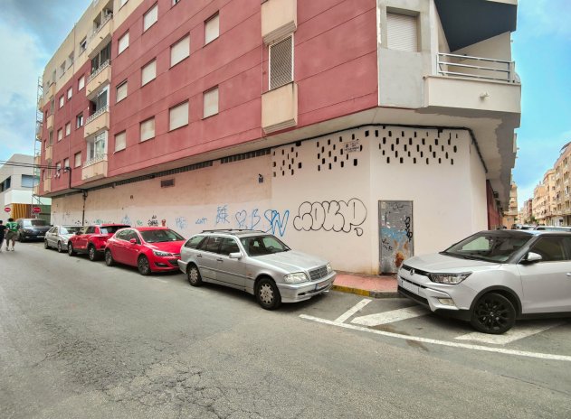 Herverkoop - Commercieel - Torrevieja - El Acequión - Los Náufragos