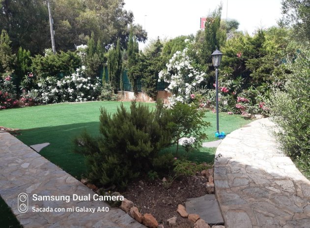 Herverkoop - Villa - Orihuela Costa - Playa Flamenca