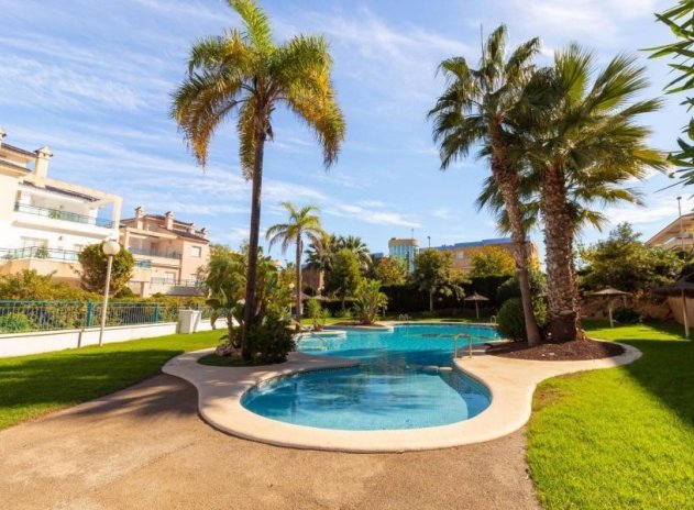 Herverkoop - Appartement - Pilar de la Horadada - Pueblo Latino