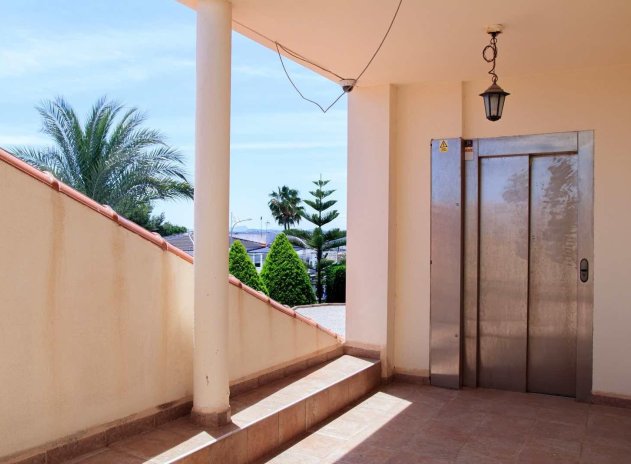 Herverkoop - Villa - Ciudad Quesada