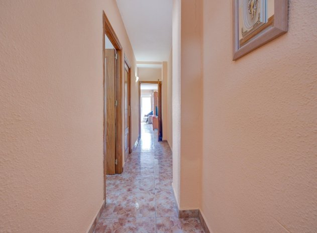 Herverkoop - Appartement - Torrevieja - Playa del Cura