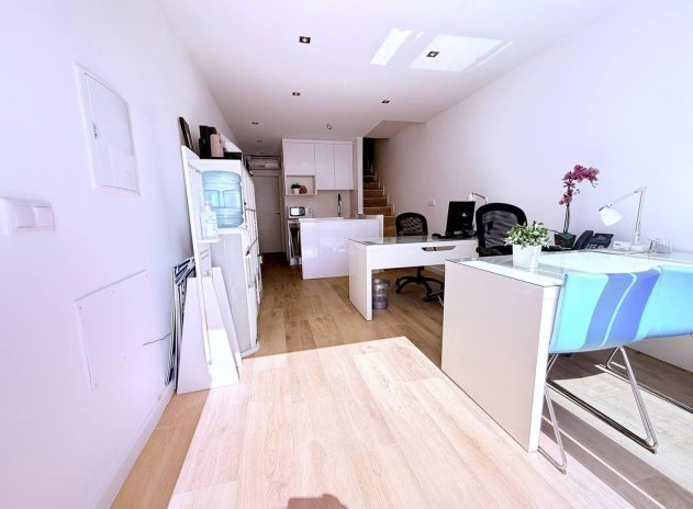 Resale - Townhouse * - Orihuela Costa * - Las Filipinas *