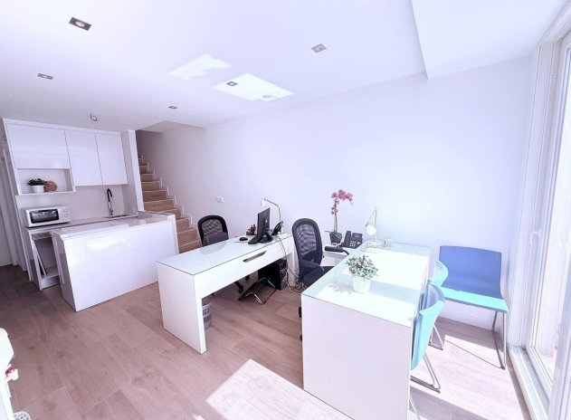 Resale - Townhouse * - Orihuela Costa * - Las Filipinas *