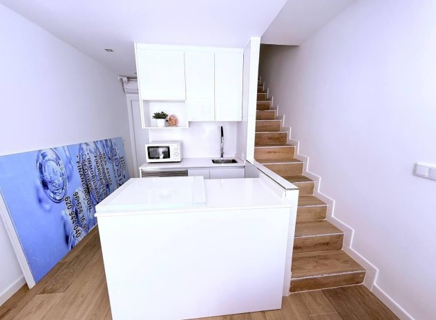 Resale - Townhouse * - Orihuela Costa * - Las Filipinas *