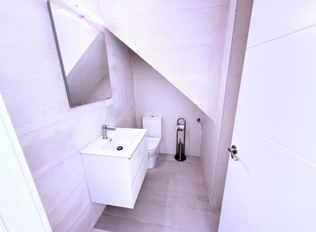 Resale - Townhouse * - Orihuela Costa * - Las Filipinas *