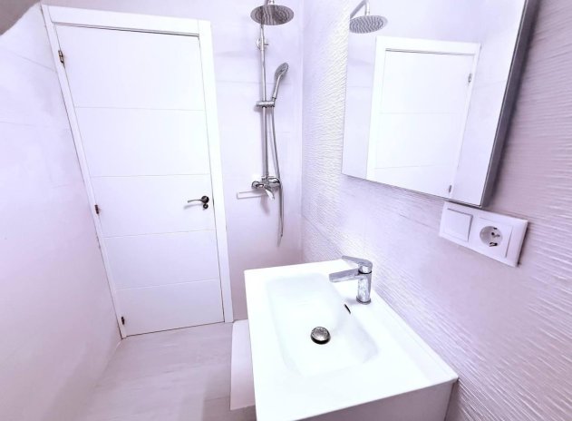 Resale - Townhouse * - Orihuela Costa * - Las Filipinas *