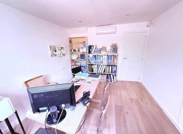 Resale - Townhouse * - Orihuela Costa * - Las Filipinas *