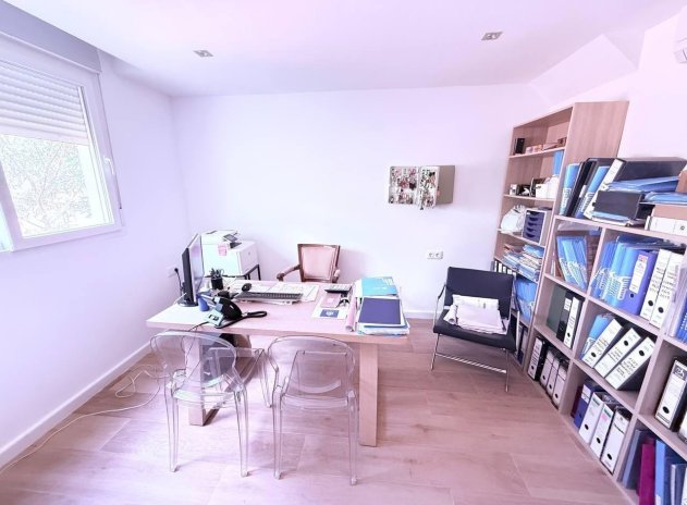 Resale - Townhouse * - Orihuela Costa * - Las Filipinas *