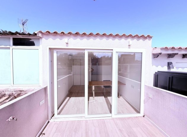 Resale - Townhouse * - Orihuela Costa * - Las Filipinas *