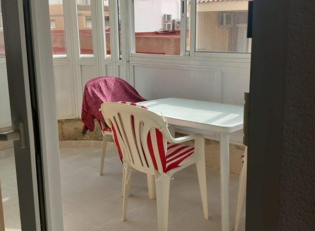 Herverkoop - Appartement - Torrevieja - Acequion