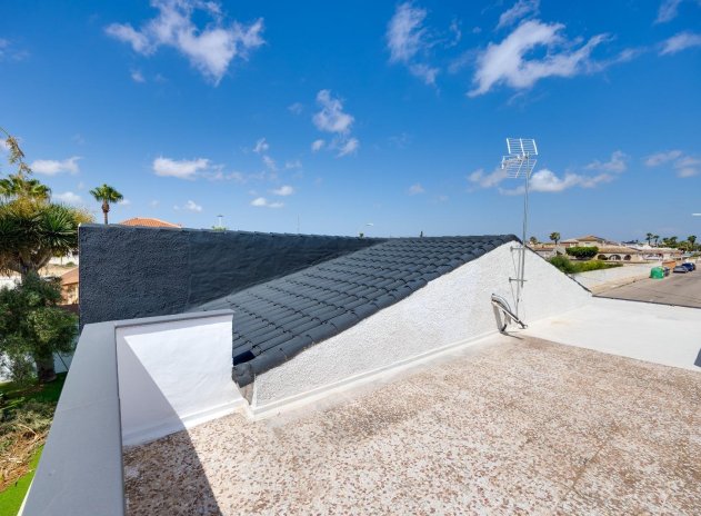 Herverkoop - Villa - Torrevieja - El Limonar
