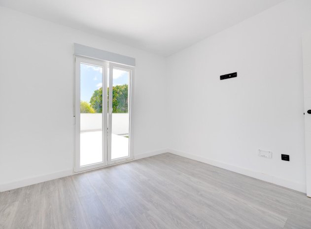Herverkoop - Villa - Torrevieja - El Limonar