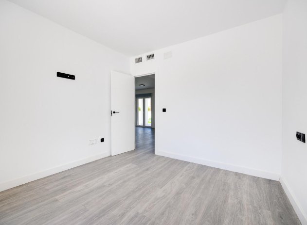 Herverkoop - Villa - Torrevieja - El Limonar