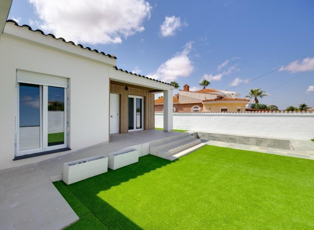 Herverkoop - Villa - Torrevieja - El Limonar