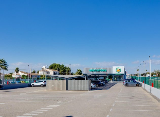 Herverkoop - Villa - Torrevieja - El Limonar