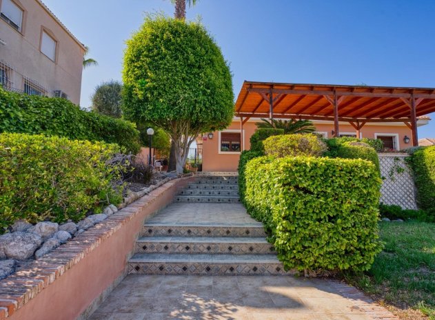Herverkoop - Villa - Torrevieja - Los Balcones