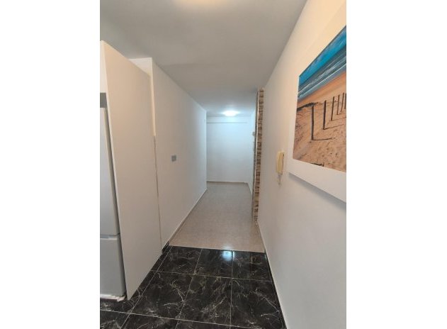 Resale - Apartment / Flat * - Torrevieja * - Playa del Cura *