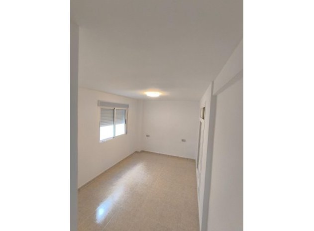 Resale - Apartment / Flat * - Torrevieja * - Playa del Cura *