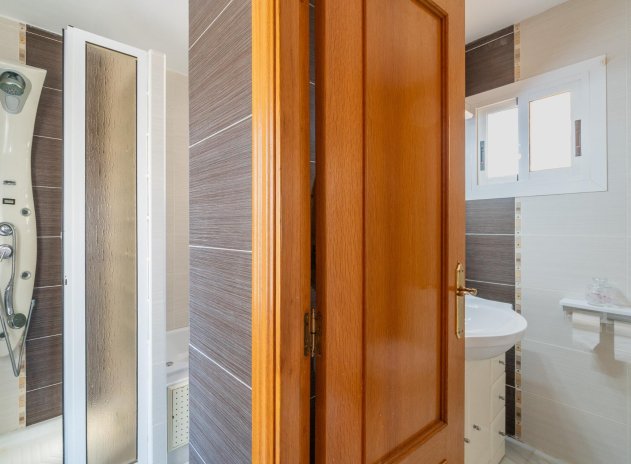 Wiederverkauf - Villa - Torrevieja - La Mata