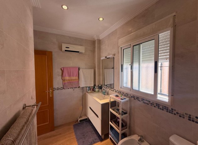 Herverkoop - Villa - Orihuela Costa - La Florida