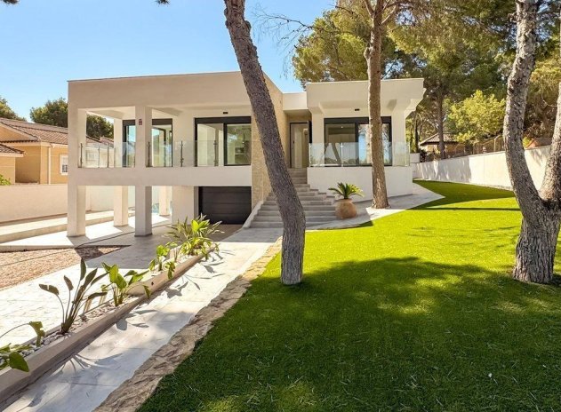 Herverkoop - Villa - Torrevieja - Los Balcones